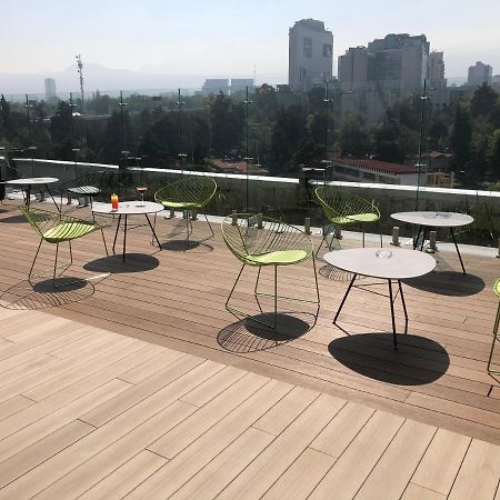 Hotel Galeria Plaza San Jeronimo Città del Messico Esterno foto Rooftop bar at the hotel