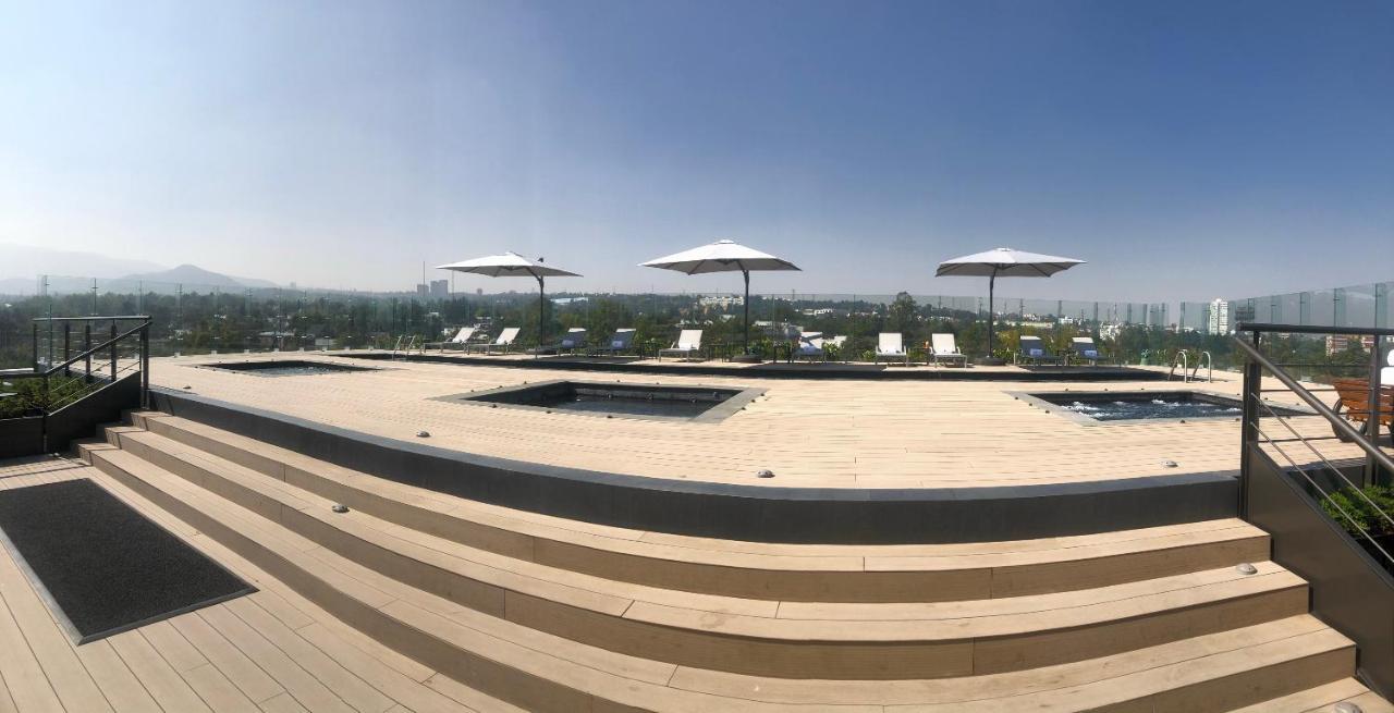Hotel Galeria Plaza San Jeronimo Città del Messico Esterno foto The rooftop of the building