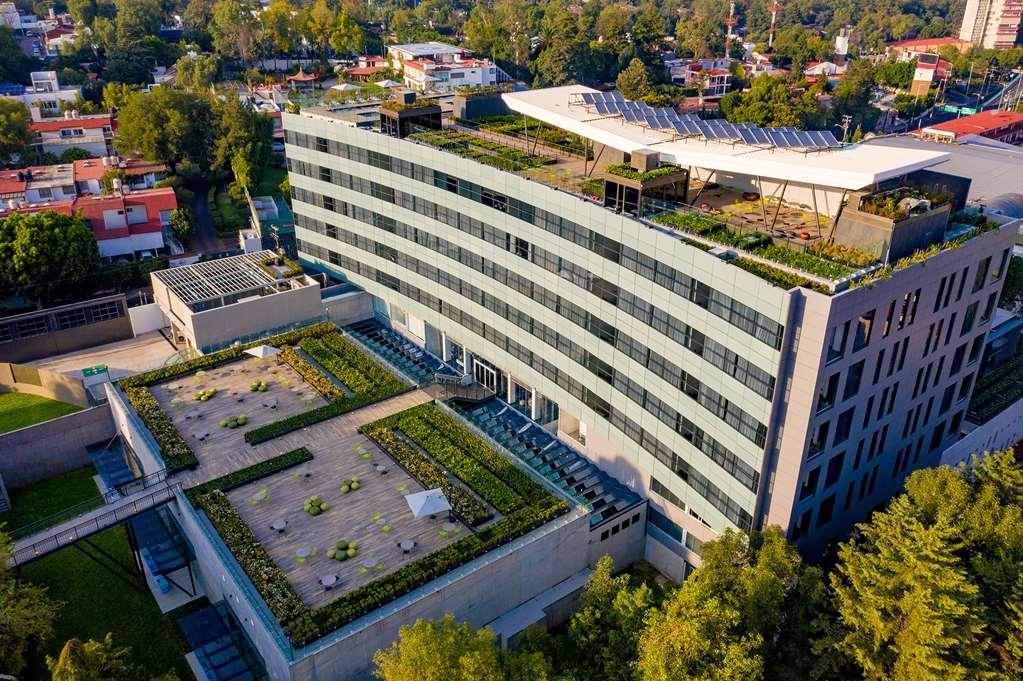 Hotel Galeria Plaza San Jeronimo Città del Messico Esterno foto Aerial view of the campus