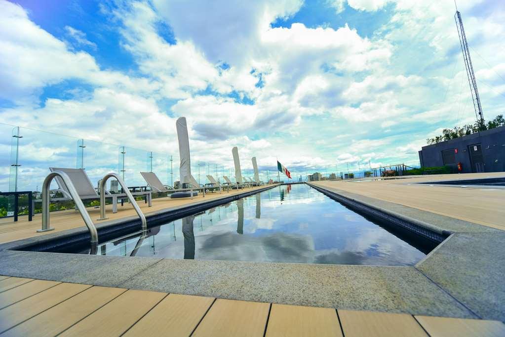 Hotel Galeria Plaza San Jeronimo Città del Messico Servizi foto The rooftop pool at the hotel